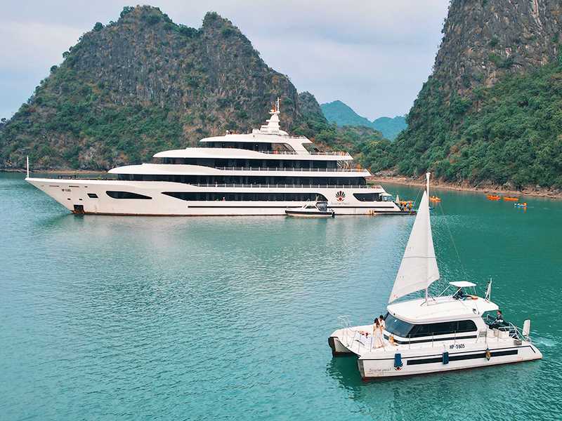 scarlet-pearl-cruise-in-halong-bay